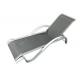 Designové relaxační lehátko k bazénu, textilní polstrování, šedá / černá