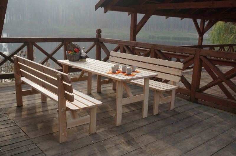 Dřevěný obdélníkový stůl z masivu 200 cm, nelakovaná borovice