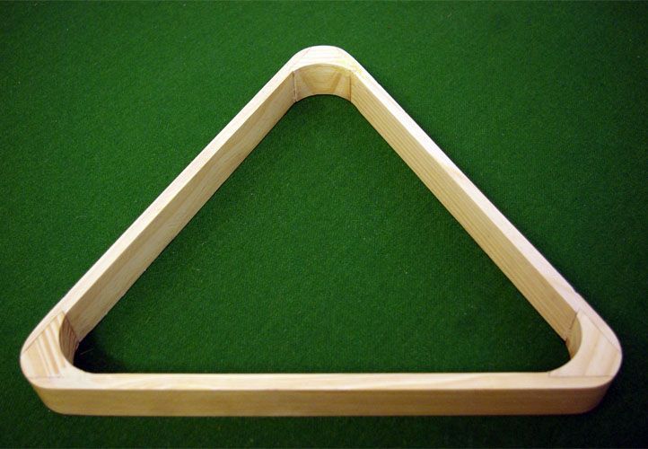 Dřevěný trojúhelník ke kulečníkům, 34 cm, pro koule 57,2 mm