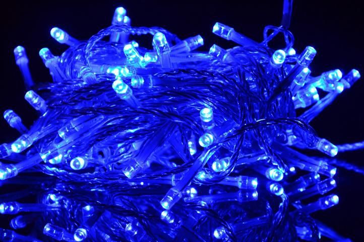 Vánoční svítící řetěz s LED diodami vnitřní, na baterie, 1,35 m